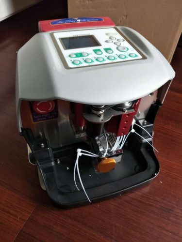 automatic-v8-x6-key-cutting-machine-5