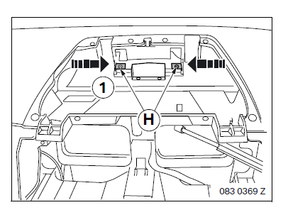 BMW X3 E83 Navigation System On-Board Monitor Retrofit