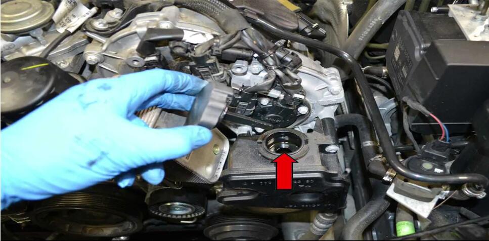 How to Fill and Bleed Power Steering System for Mercedes Benz W204