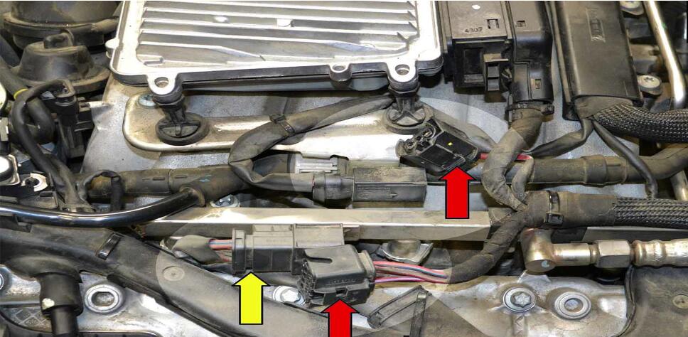 How to Replace Fuel Injector for Benz C350