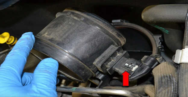 How to Replace MAF Sensor for Mercedes Benz W204