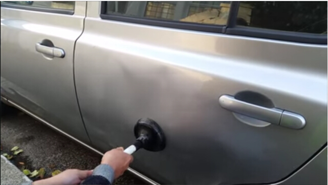 Remove car dent by boiling water and plunger