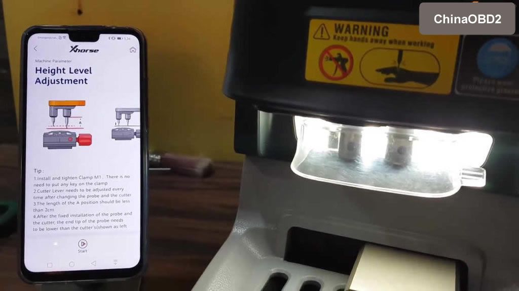 xhorse-dolphin-key-cutting-machine-calibration-tutorial-04