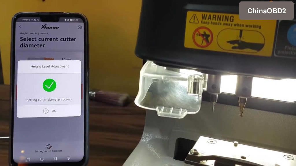 xhorse-dolphin-key-cutting-machine-calibration-tutorial-12
