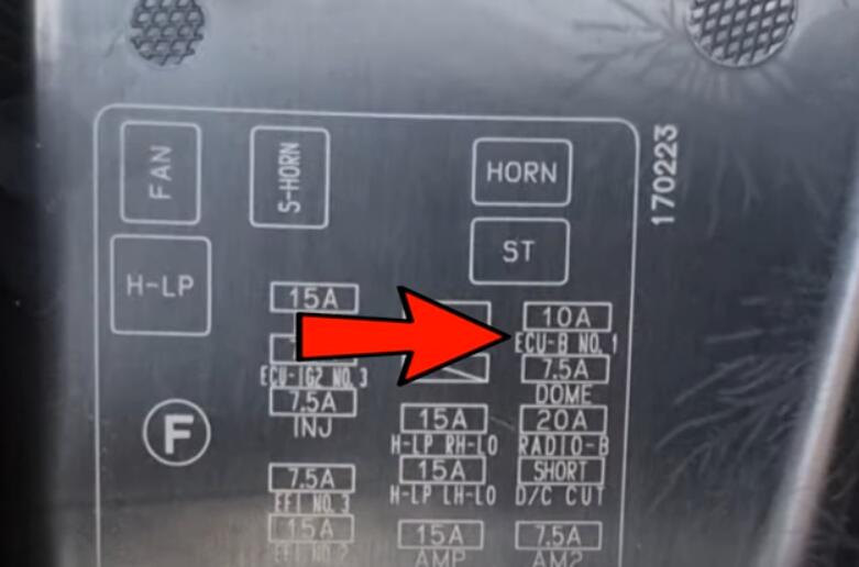 How-to-Turn-OFF-Engine-Light-on-Any-Vehicle-3