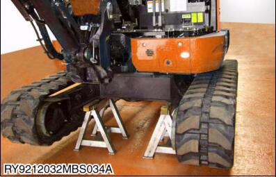 Kubota-U48-4-U55-4-Excavator-Carrier-Roller-Assembly-and-Disassembly-Guide-3