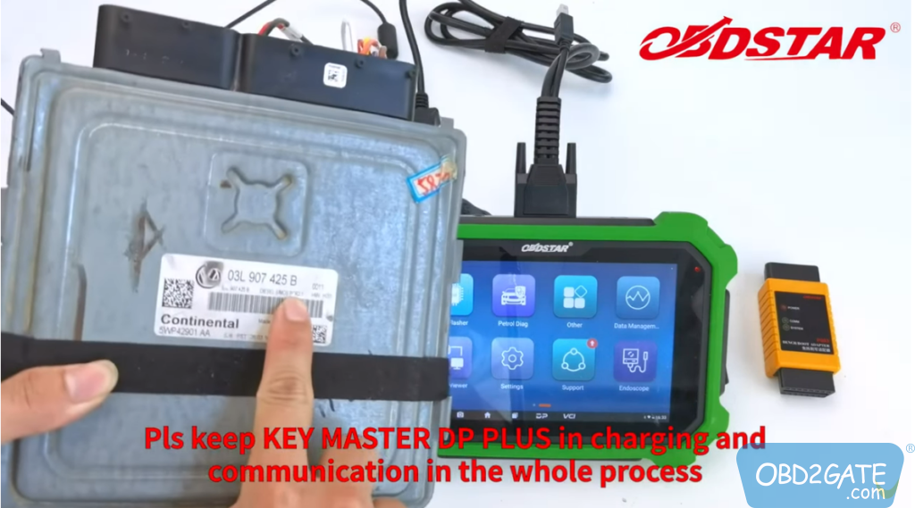 How to use OBDSTAR X300DP Plus program Continental PCR2.1 key on Bench?