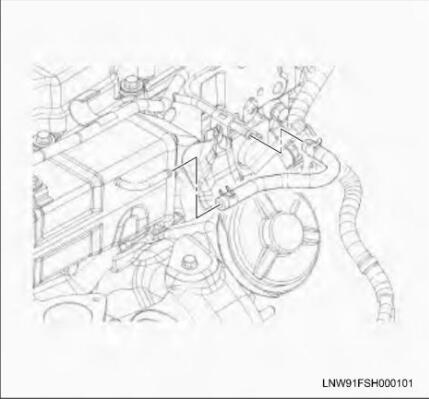 ISUZU 4JJ1 Euro 4 N Series Truck EGR Valve Removal and Installation Guide (2)
