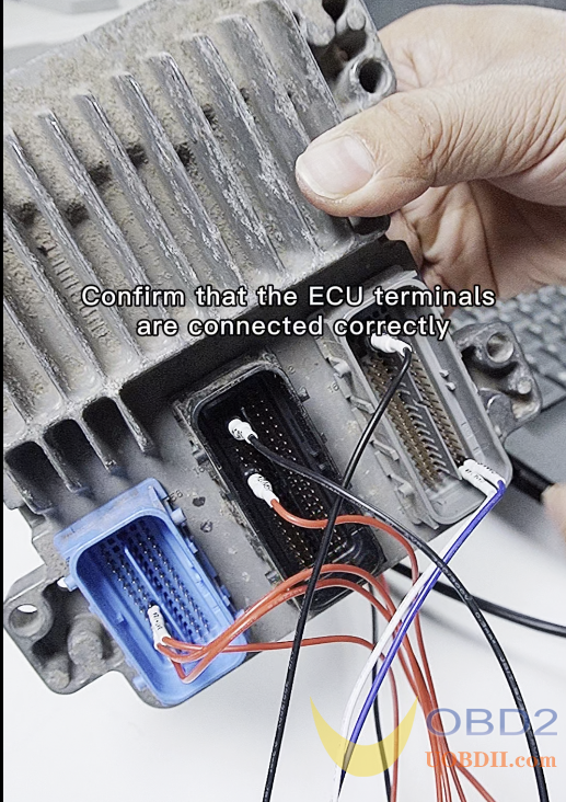 MPM Read ECU with GODIAG GT105 and OBD2 Jumper Cable