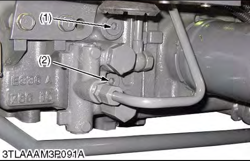 Kubota L4701 High Pressure Relief Valve Pressure Checking (1)