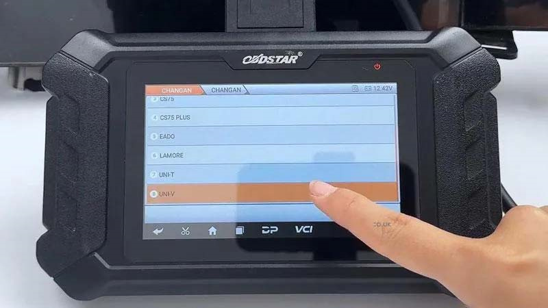 OBDSTAR ODO Master recalibrate CHANGAN UNI-V cluster mileage