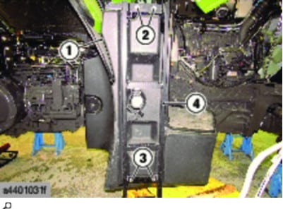 How to Remove Second Tank for CLAAS AXION 960-920 Tractor (6)