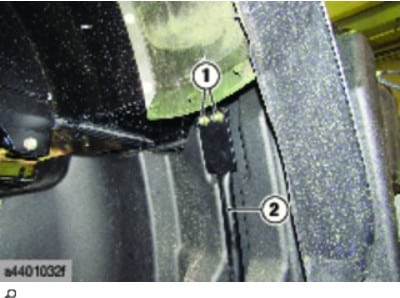 How to Remove Second Tank for CLAAS AXION 960-920 Tractor (7)