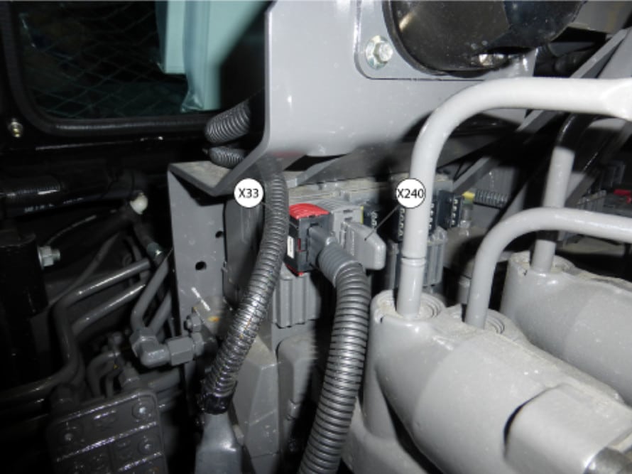 Massey Ferguson Tractor Electrohydraulic Spool Valves Configuration (7)
